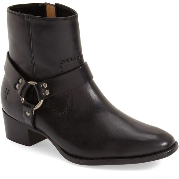 SOLD - FRYE - Dars Harness Short Boots. Size 7.5. - Picture 1 of 8